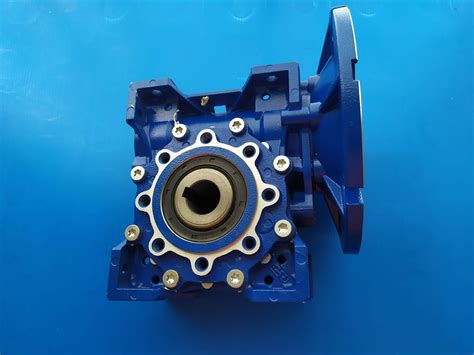 Price: Rs 3,500 / Unit Get Latest Price Product Details: The SW reducer, which complements the <b>Motovario</b> NMRV <b>gear</b> reducer, has a shaft height between 30 and 110 mm (Baugrößen 030 bis 105) and a compact round smooth body casing design that reduces the space as much as possible. . Motovario gearbox parts